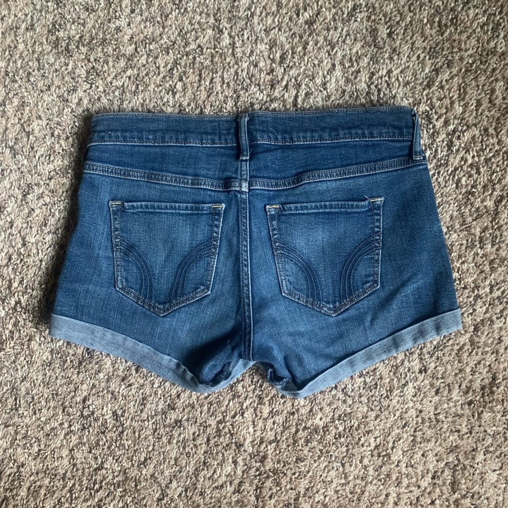 Hollister rolled cuff denim shorts - Picture 5 of 6